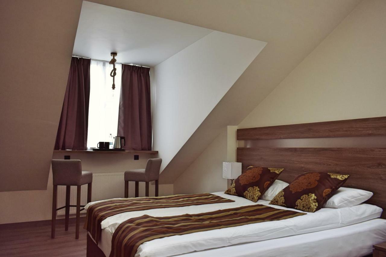 Hotel Duus By Keflavik Airport Экстерьер фото