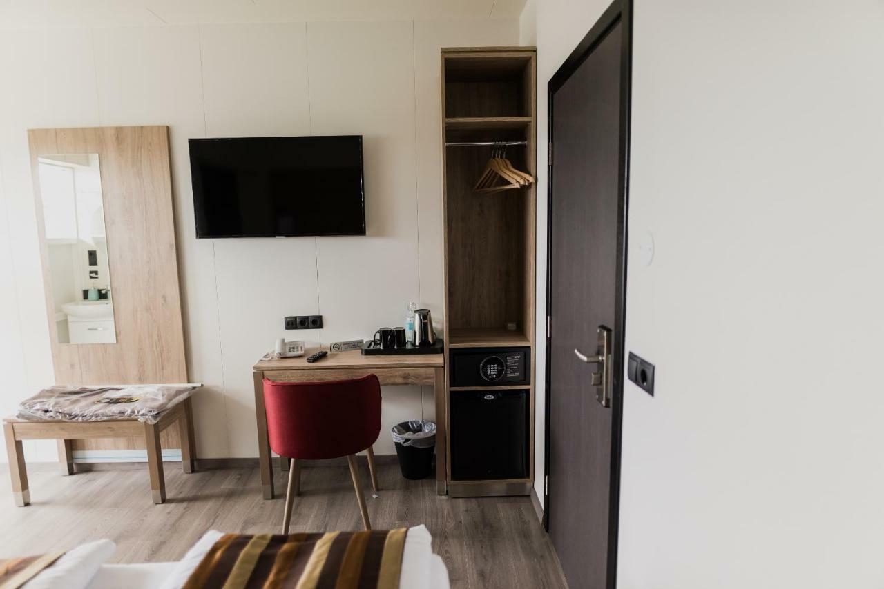 Hotel Duus By Keflavik Airport Экстерьер фото
